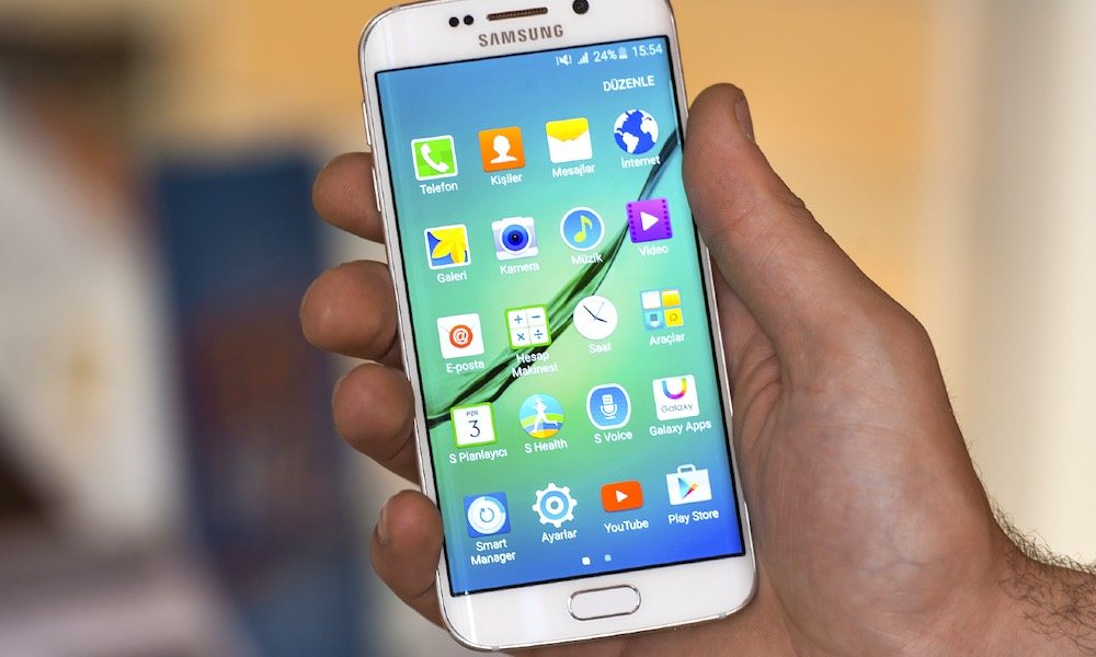 Samsungâ€™s Galaxy S7 Leaked, Looks an Awful Lot Like Appleâ€™s iPhone 6
