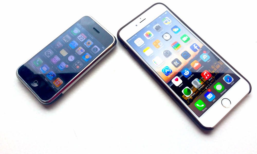 How Appleâ€™s iPhone Crushed the Competition and Became an Icon