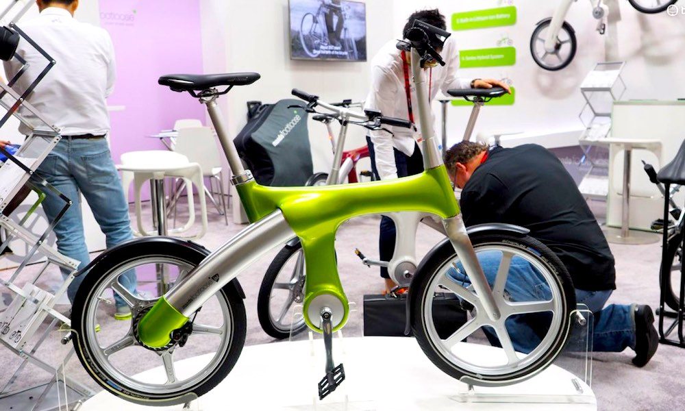 The Futuristic 'Mando Footloose IM' Is the Chainless E-Bike of Choice for Commuters