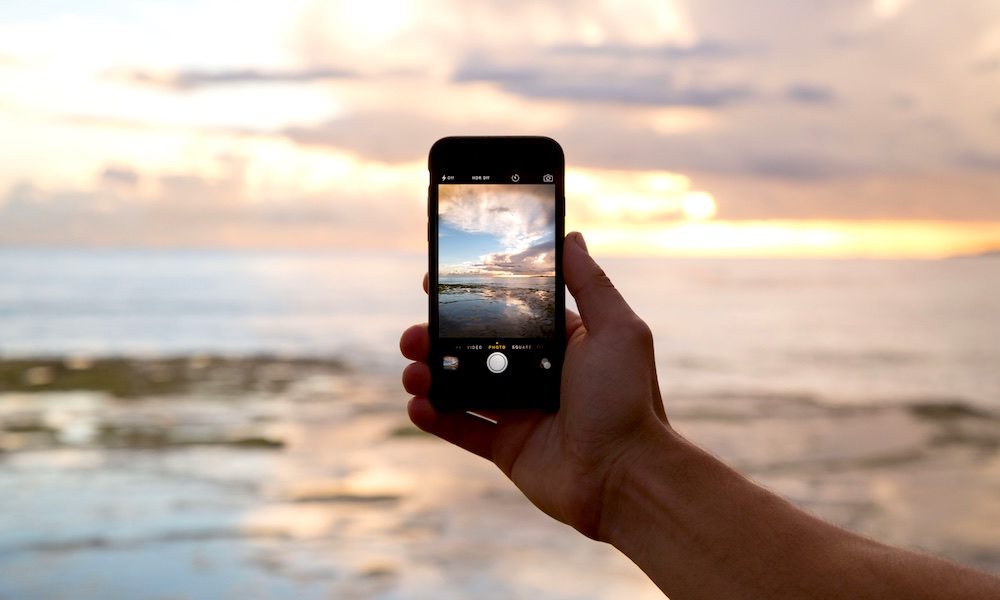 Learn How to Manually Set Exposure, Shoot Bursts of Photos, and Take Better Pictures Using Your iPhone