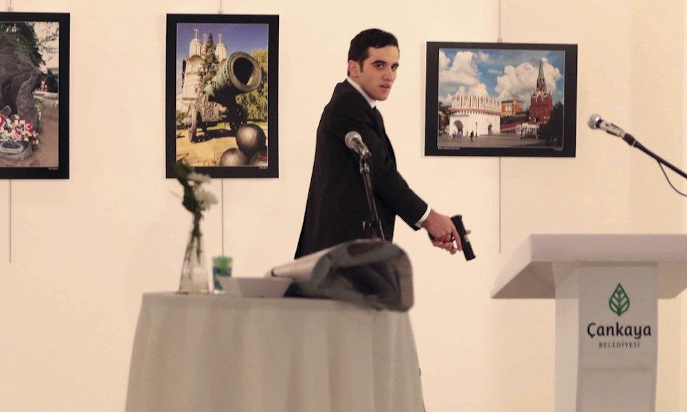 Apple Asked to Help Unlock the iPhone Belonging to the Man Who Killed a Russian Ambassador