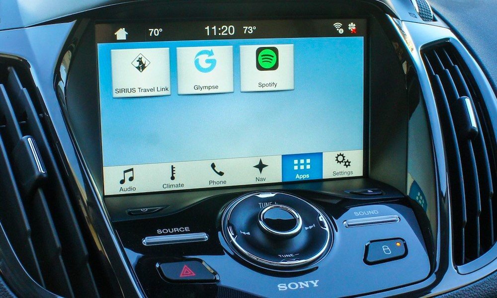 Companies Join 'SmartDeviceLink' Consortium to Dethrone Apple's CarPlay