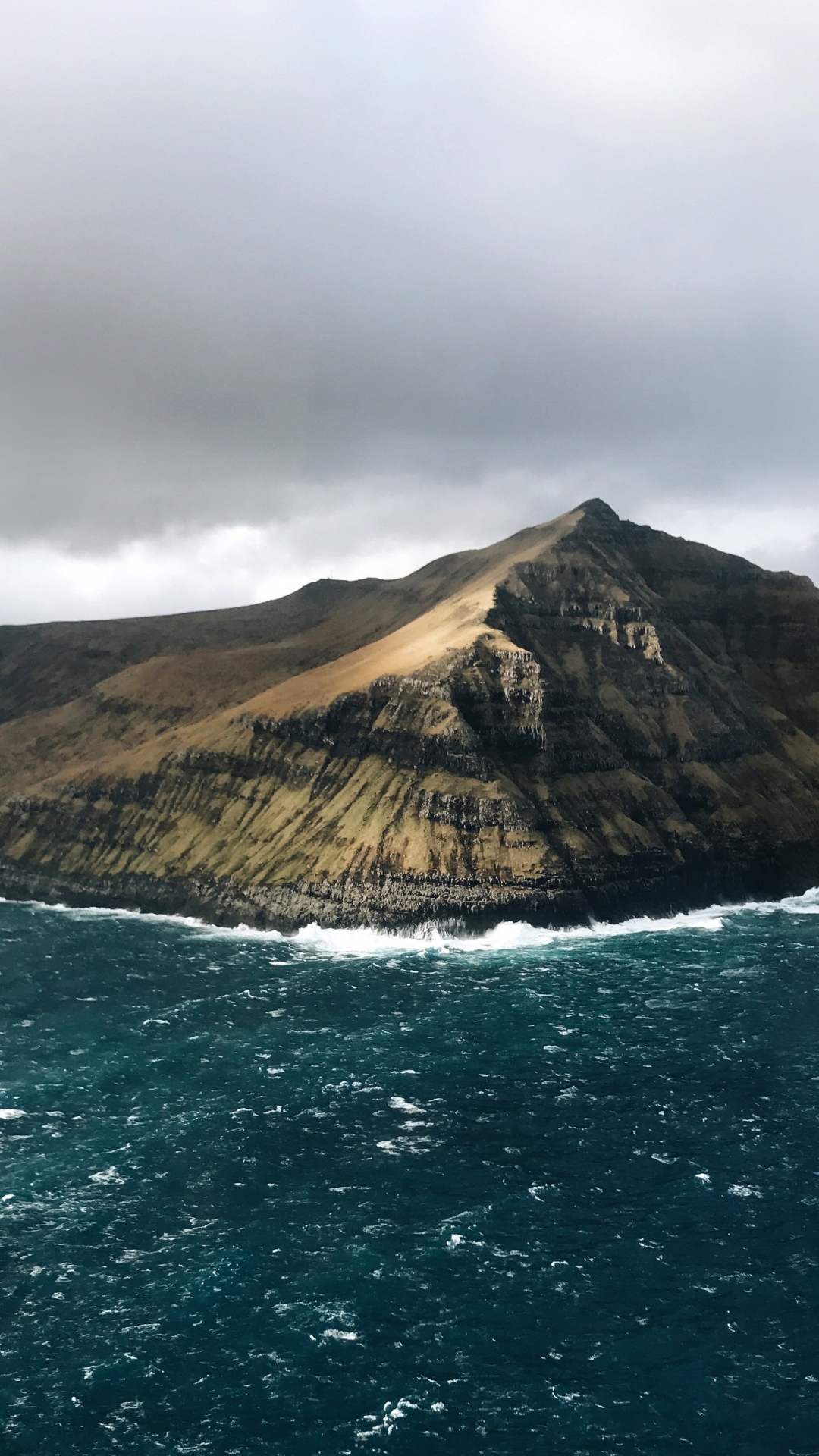 Faroe Island iPhone Wallpaper