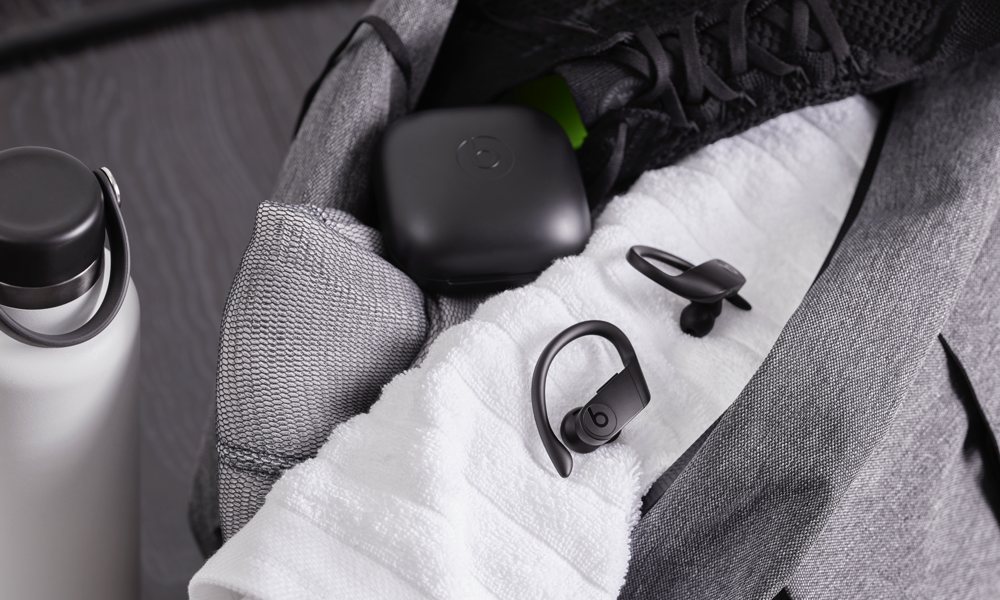 Powerbeats Pro With Case On Gym Bag