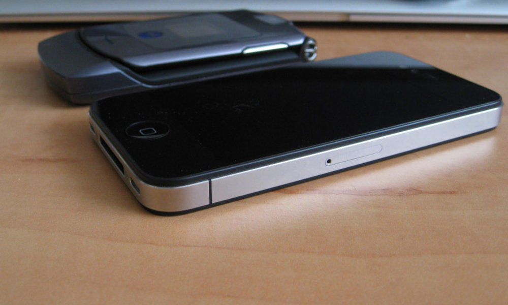 iPhone 4 with Moto Razr