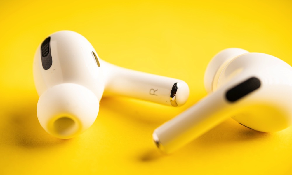Apple Releases 2D27 AirPods Pro Update to Fix Noise Cancellation Issues and  More