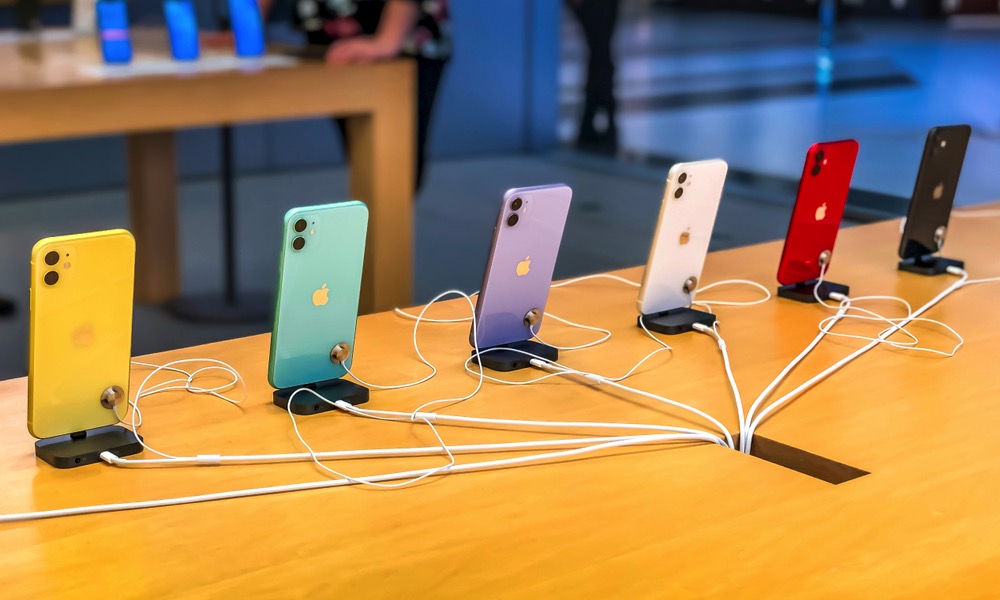 iPhone 11 at Apple Store