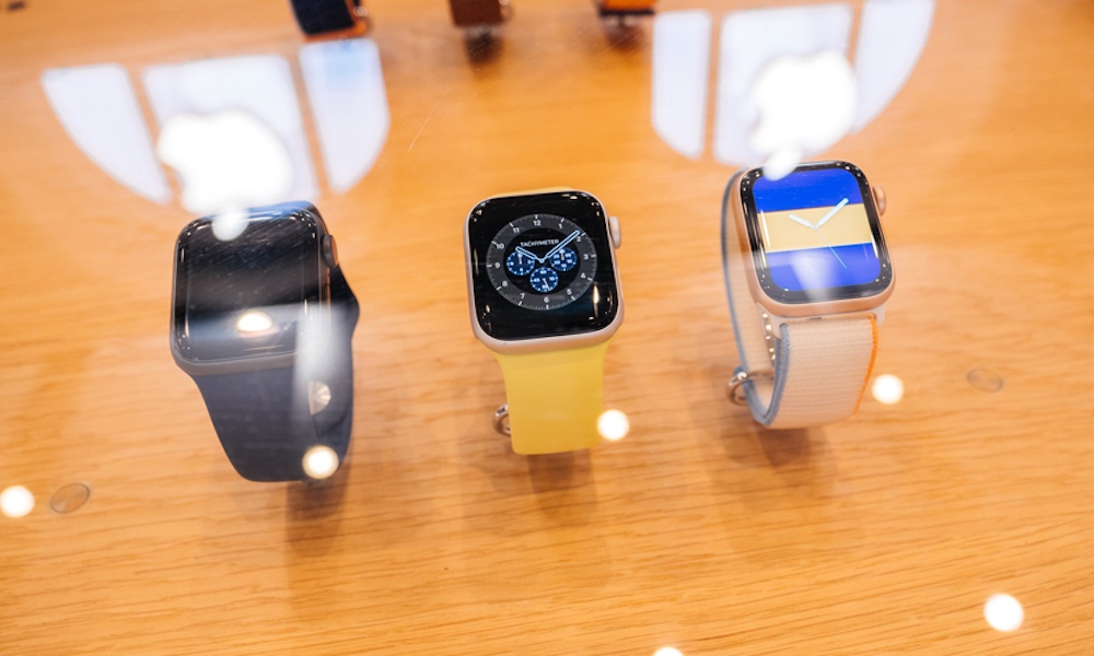 Apple Watch Series 6 vs Apple Watch SE Which Should You Buy