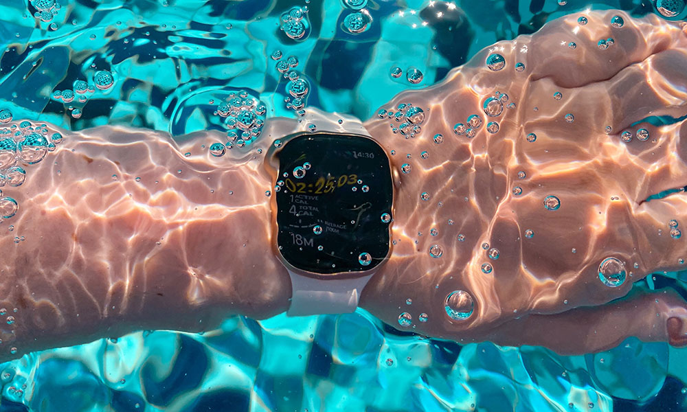 Apple Watch underwater