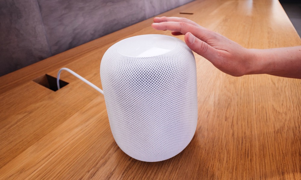 Using HomePod on Display at the Apple Store